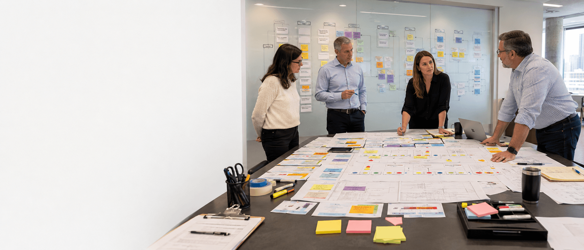 Construction workflow priority board with BIM, RFI, schedule, cost, field reporting, owners, and review paths.